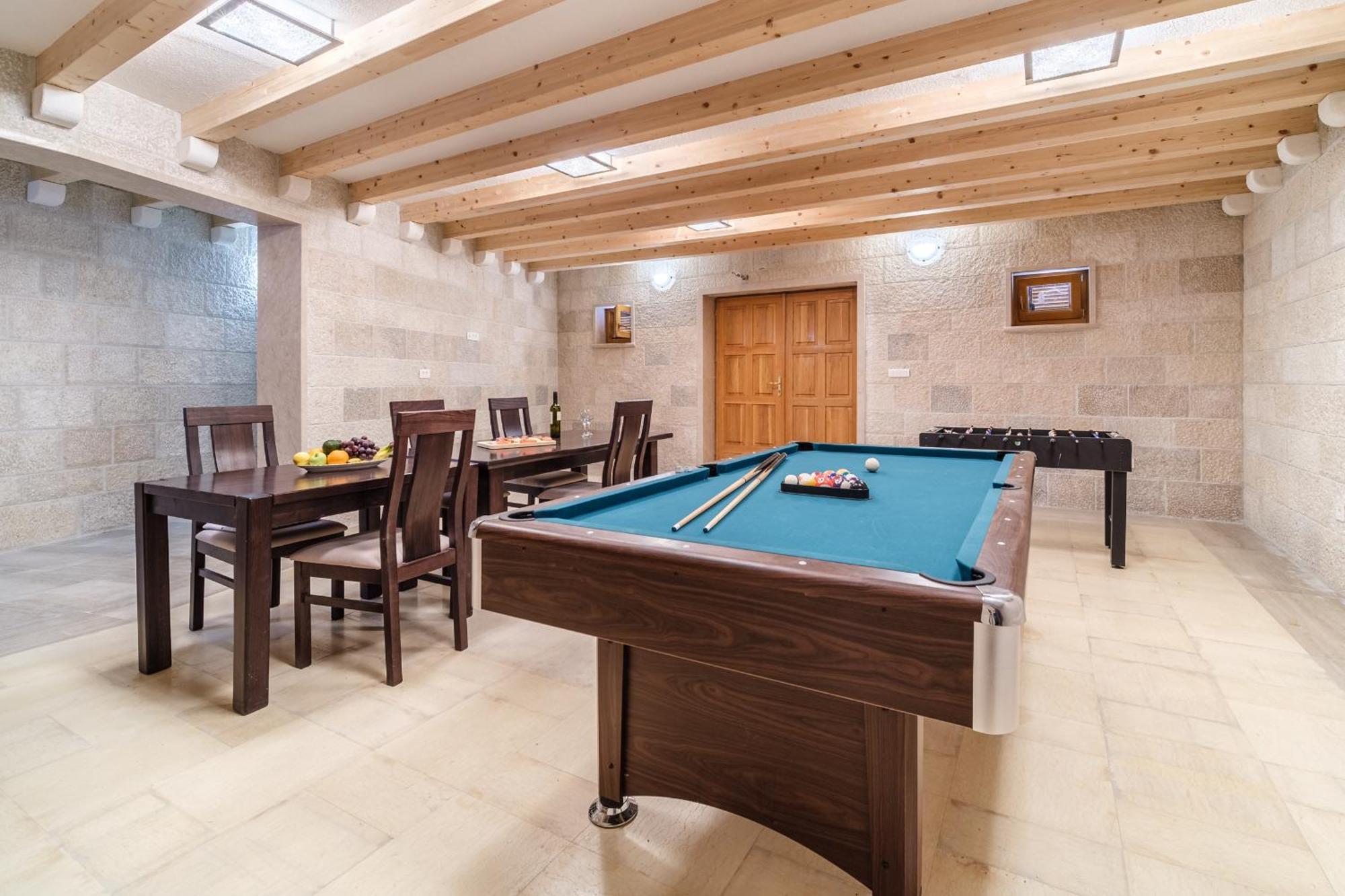 Luxury Stone Villa Nevija 2022 Private Villa Milna  Ngoại thất bức ảnh