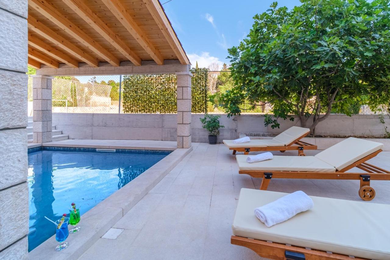 Luxury Stone Villa Nevija 2022 Private Villa Milna  Ngoại thất bức ảnh